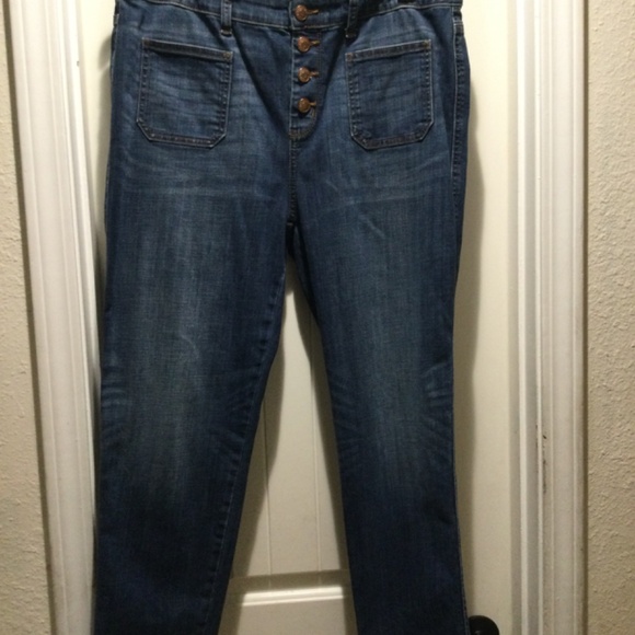 Chicos The Platinum ANKLE dark wash denim 4 button up closure Chicos sz 2 - Picture 3 of 6